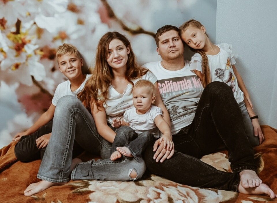 Тяжелее всего расставание переживают дети, но в статье не об этом