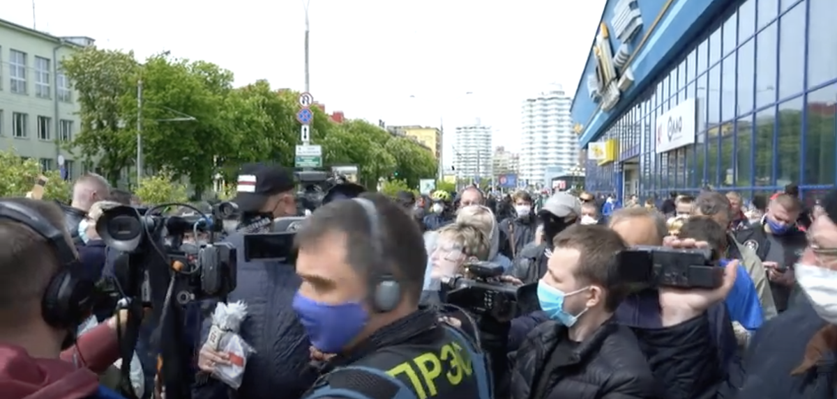 Скриншот стрима Ютюб-канала "Страна для жизни" https://www.youtube.com/watch?v=hic1OHOdUaI