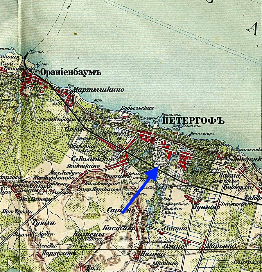 Стрелкой помечен Петергофский ипподром, на месте которого в 1918 был построен аэродром. Из карты "Карта Окрестностей Петрограда. 1914-17 г." Составил Ю. Гаш. Источник https://www.aroundspb.ru
