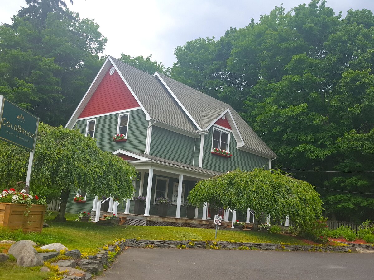 Типичный канадский домик