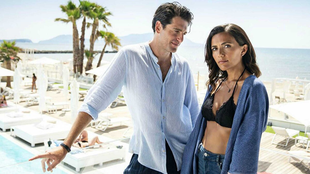 Фото:  Coming Soon