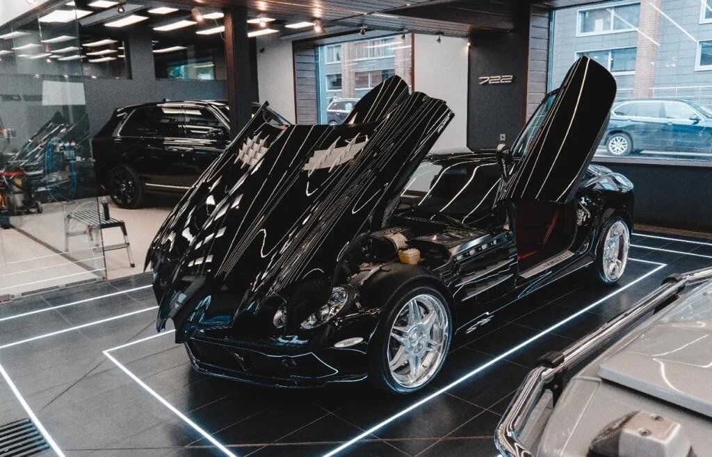 Источник https://auto.ru/cars/used/sale/mercedes/slr_klasse/1098147620-f63cc6cf/ 