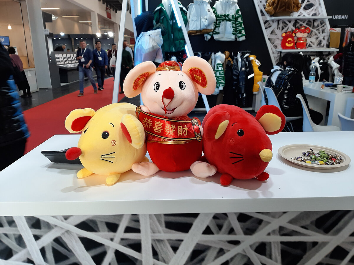 Китайский Чебурашка и Мышата. Фото автора блога