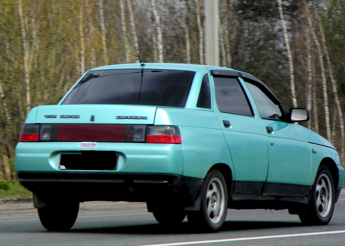 Эта машина еще появится в наших топах, так что советую подписаться и посмотреть)