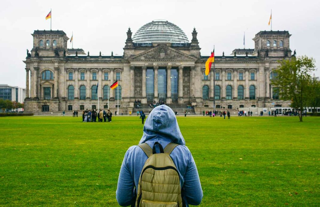 Не все международные дипломы об окончании школы позволяют студентам напрямую поступать в университеты Германии.-2