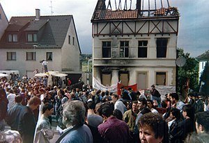Фото 1993 г. с места трагедии. Источник фото https://ru.m.wikipedia.org/wiki/%D0%9F%D0%BE%D0%B4%D0%B6%D0%BE%D0%B3_%D0%B2_%D0%97%D0%BE%D0%BB%D0%B8%D0%BD%D0%B3%D0%B5%D0%BD%D0%B5