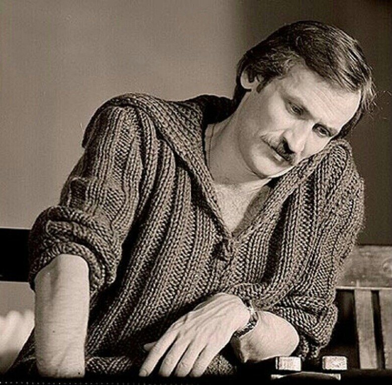 Леонид Филатов (1946 – 2003)  – поэт, драматург, актёр, режиссёр.