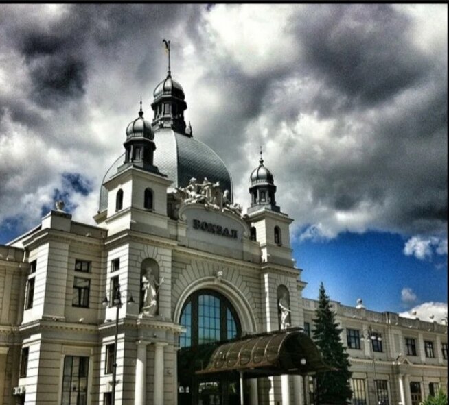 ЖД вокзал Львов, Украина