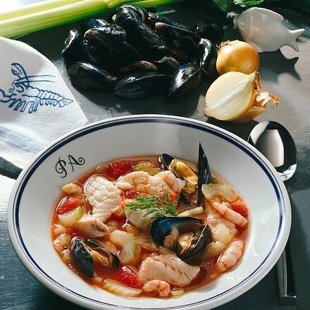 Рыбный суп с мидиями