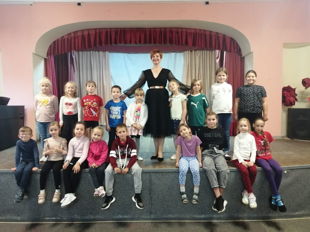 Нас много! (Цдт "Родник" г. Орехово-Зуево) 