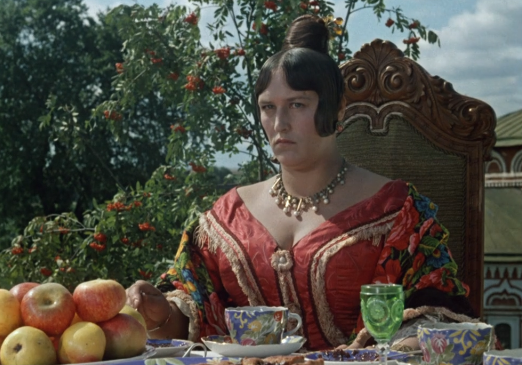 Кадр из кинофильма "Женитьба Бальзаминова", 1964 г, режиссер и сценарист Константин Воинов, композитор Борис Чайковский (скриншот) 