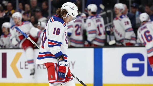    Хоккеист "Нью-Йорк Рейнджерс" Артемий Панарин© Фото : nhl.com/rangers