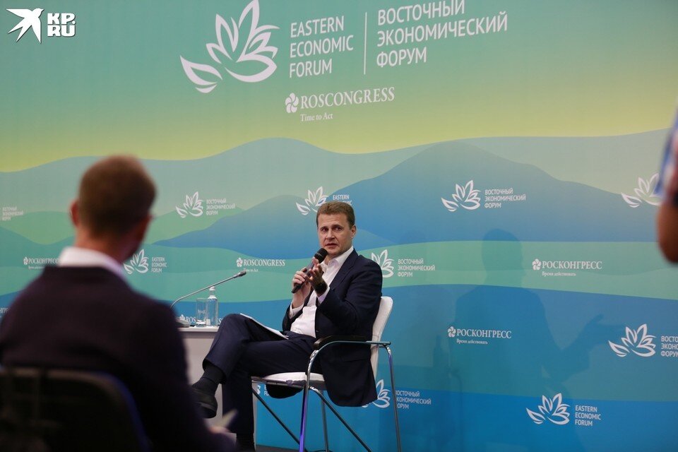     Алексей Олегович прокомментировал несколько сфер развития макрорегиона. Андрей МИХАЙЛОВ