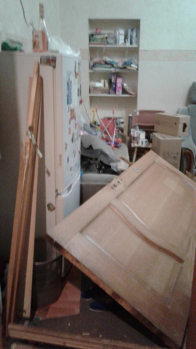 После ограбления (из личных фото автора)