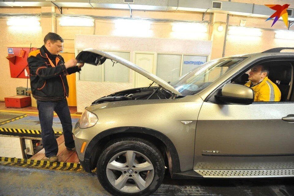     Техосмотр сейчас занимает не более получаса. Очередей практически нет Евгения ГУСЕВА