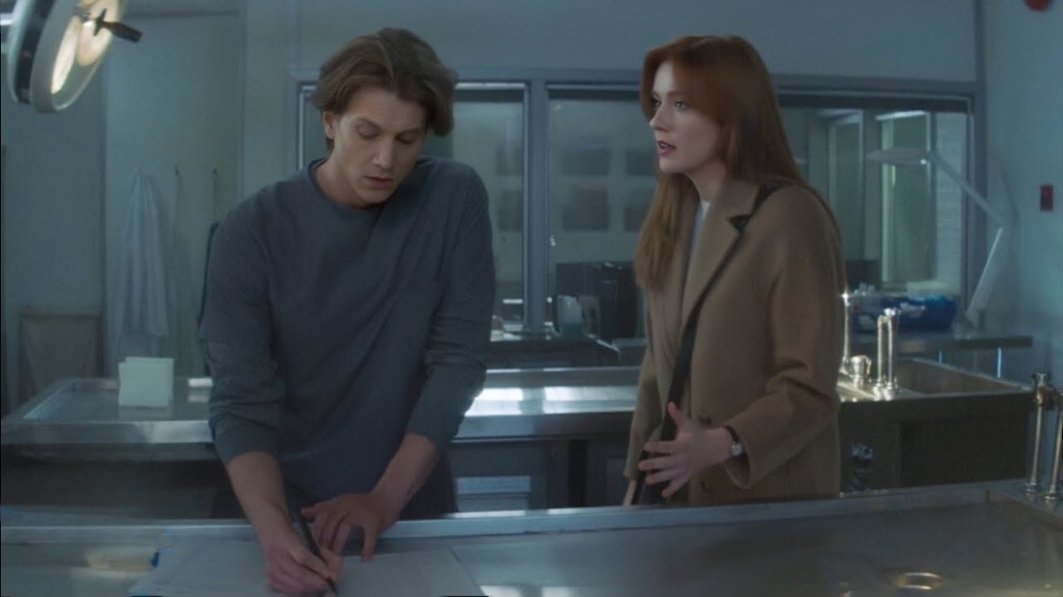 Кеннеди Макманн в 12 серии 4 сезона сериала "Нэнси Дрю"