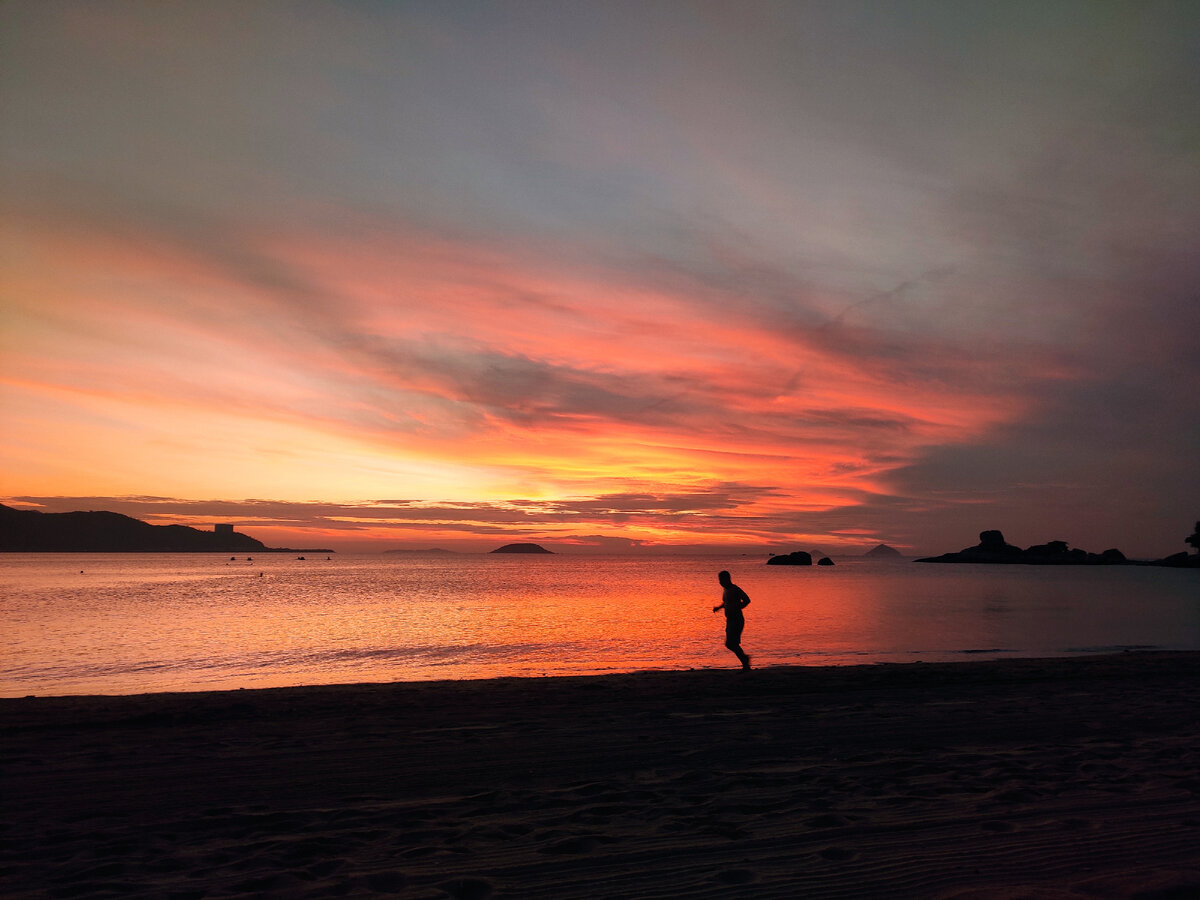 Рассвет на побережье Вьетнама