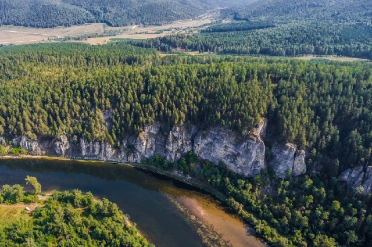    Бастрыкин поручил проверить завод, который незаконно работает в геопарке