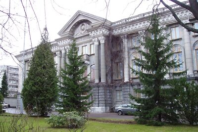    Посольство России в Финляндии © Wikipedia.org