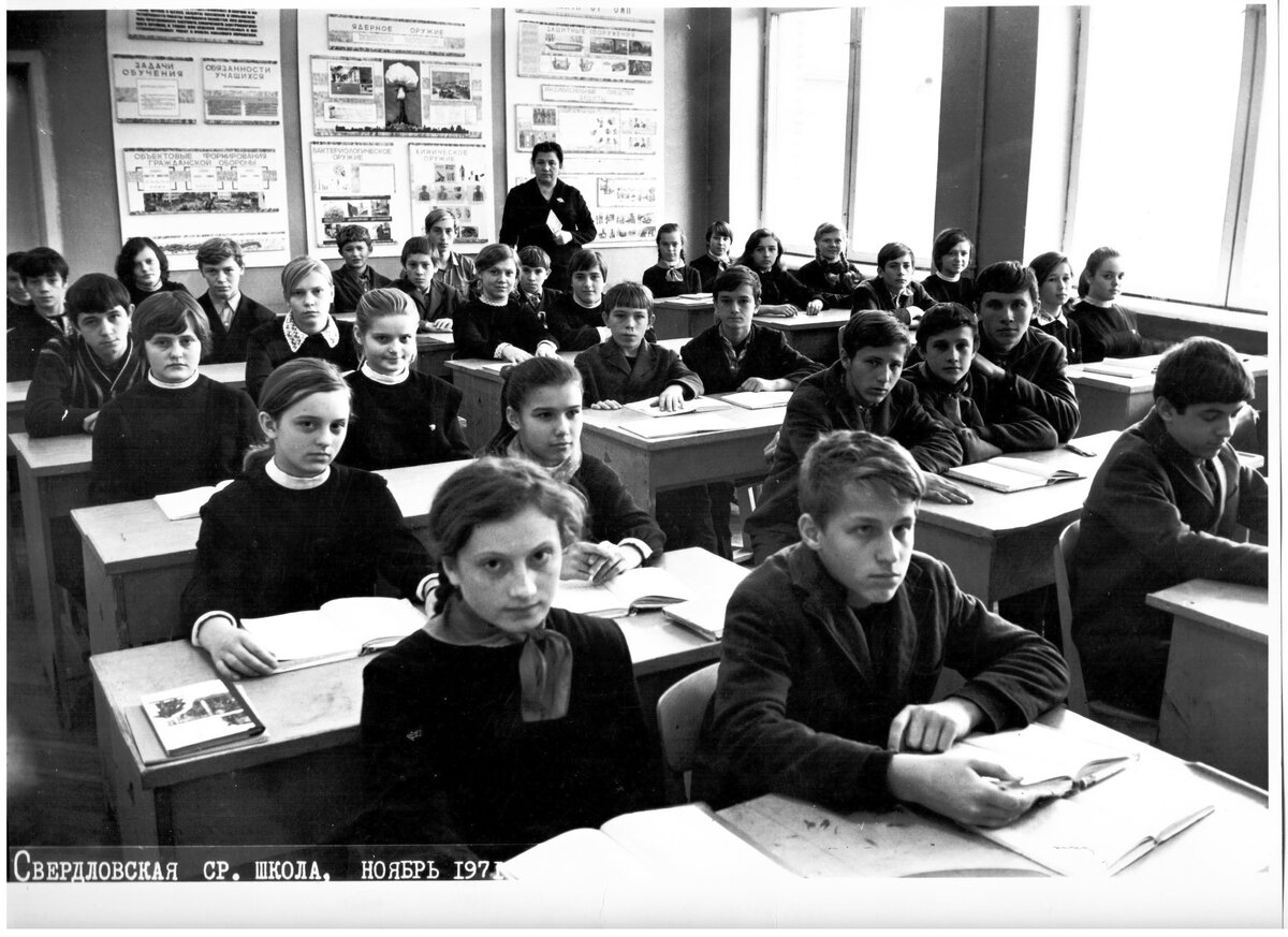 https://svpanorama.ru/stati/fotogalereya/816-uchitel-s-severnoy-zakalkoy.html