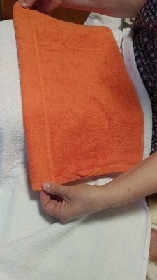 делаем розу из полотенца