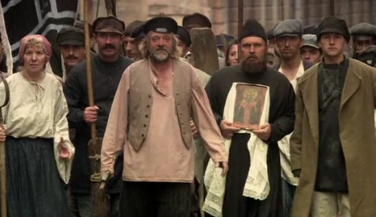 Кадр из сериала "Жизнь и приключения Мишки Япончика", источник kino-teatr.ru