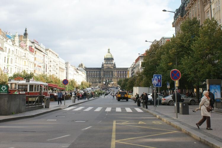 И все-таки, это площадь, а не бульвар