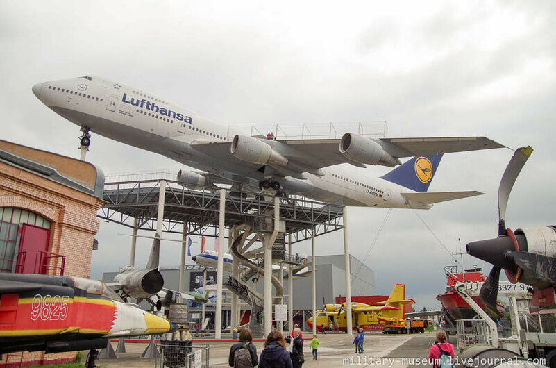 1.  Lufthansa Boeing 747-230 "Schleswig-Holstein" D-ABYM 21588  в Музее техники в Шпайере