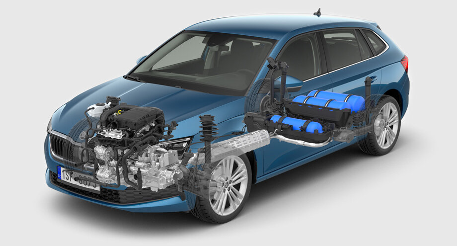 Выпуск «метановой» Скалы поможет концерну Volkswagen в реализации стратегии по увеличению числа заводских моделей на природном газе. Тут активно задействована и Skoda c целым парком газовых вариаций машин (от Citigo до Камика). 
Мотор 1.0 G-TEC для хэтчбека Skoda Scala был анонсирован ещё прошлой осенью, даже до официальной премьеры самой машины. Но только сейчас чехи добавили такую модификацию в ассортимент пятидверки, рассказав заодно о некоторых новых деталях. Так, уточнена отдача: 90 л.с. и 160 Н•м (момент выше, чем объявлялся ранее). Совмещён мотор с шестиступенчатой «механикой». И конечно, важный параметр при выборе такого автомобиля — запас метана и пробег только на одном газе. Оказалось, в Скалу установлено три стальных баллона для сжатого природного газа общей вместимостью в 13,8 кг.