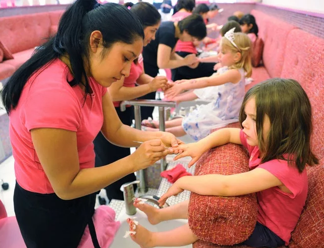 Детки - маникюра )