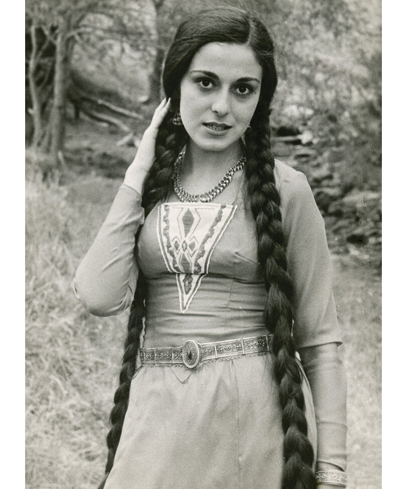 Сатеник Саакянц (Сати Спивакова) в роли Ануш, 1983. 