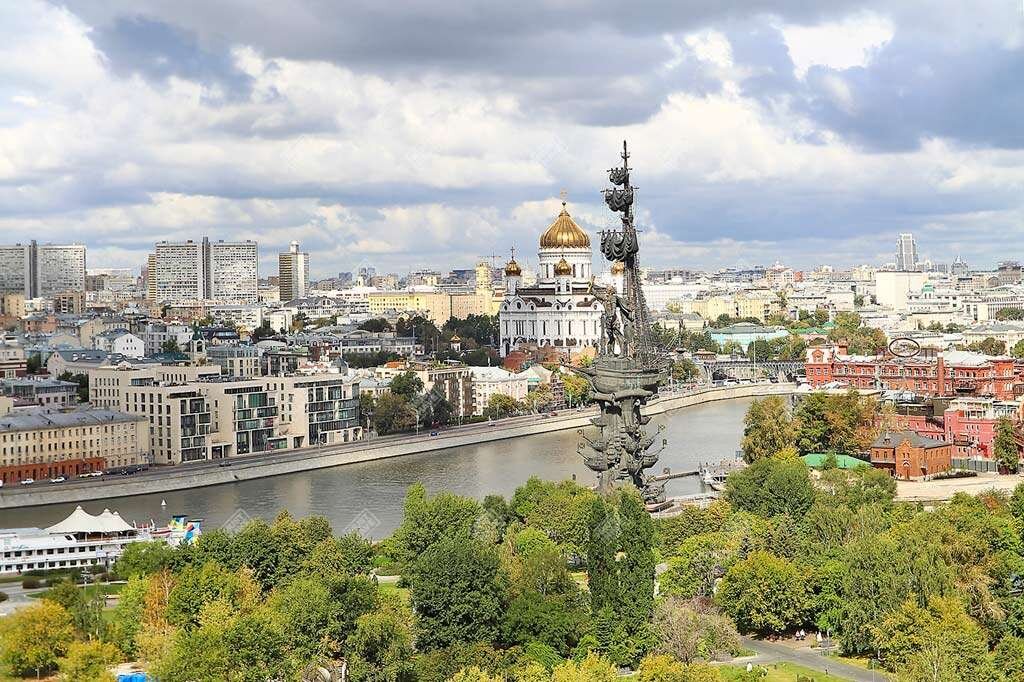 Ковид в москве. Якиманка район Москвы. Московский район Якиманка. Улица Якиманка в Москве. Якиманка Москва фото.