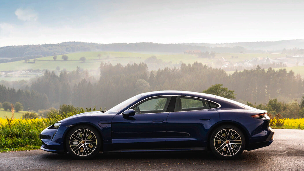 Porsche 2019 2020 Taycan Turbo