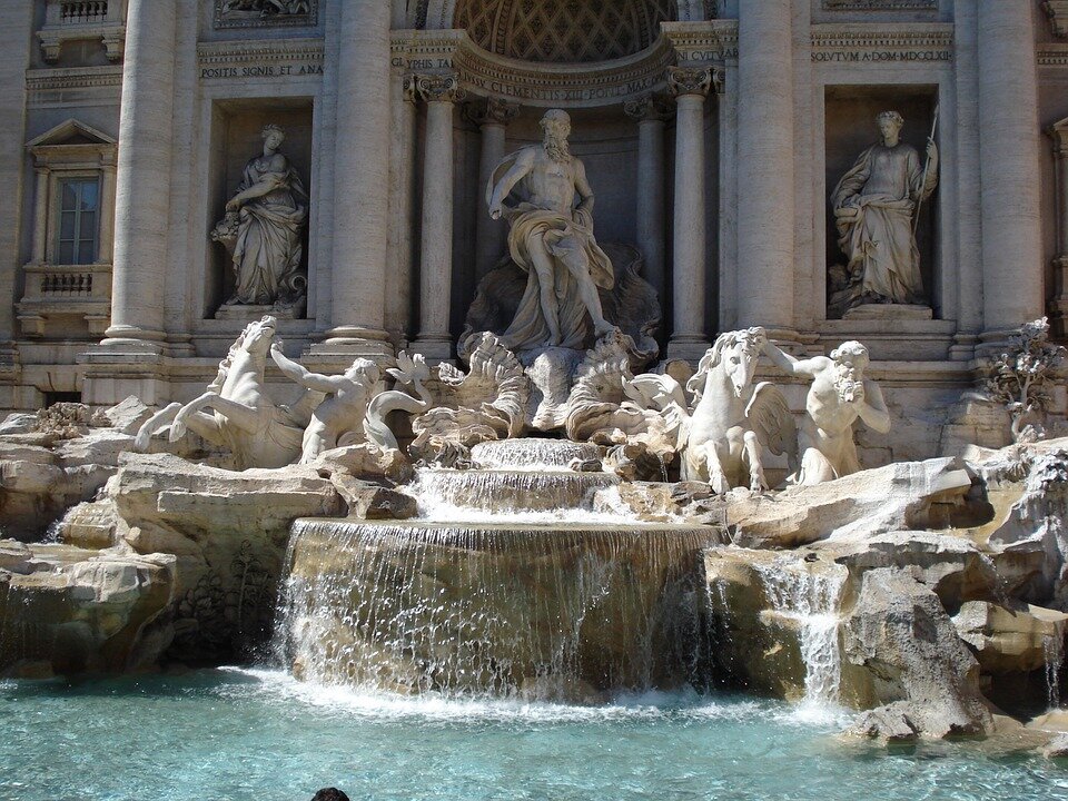 https://cdn.pixabay.com/photo/2015/01/13/12/07/fountain-radicchio-598123_960_720.jpg