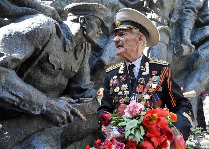 Фотография с сайта Вибирай.ру (https://astrakhan.vibirai.ru/testy-i-viktoriny/2364029-9_maya_a_chto_vy_znaete_o_voyne )