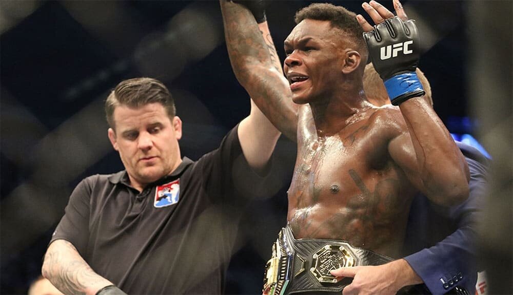                                Исраэль Адесанья стал новым чемпионом UFC в среднем весе.