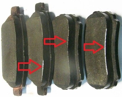 колодки поставлены на изношенные диски с буртами по краям и скрипели еще>>>