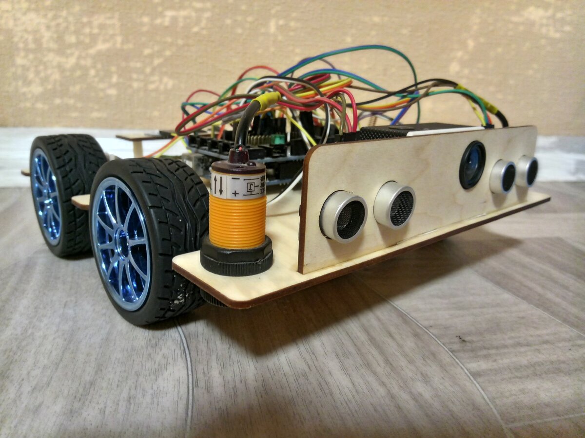 Общий вид колесного робота.