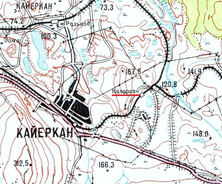 На карте по данным 1987 г. обозначена только ж/д станция.

