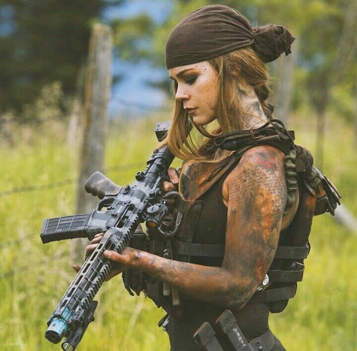 Современная амазонка.