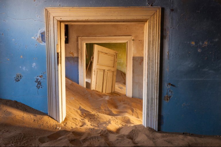 Колманскоп - немецкий город-призрак в песках Намибии