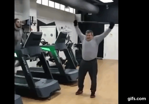 Абдулманап в тренажерном зале.