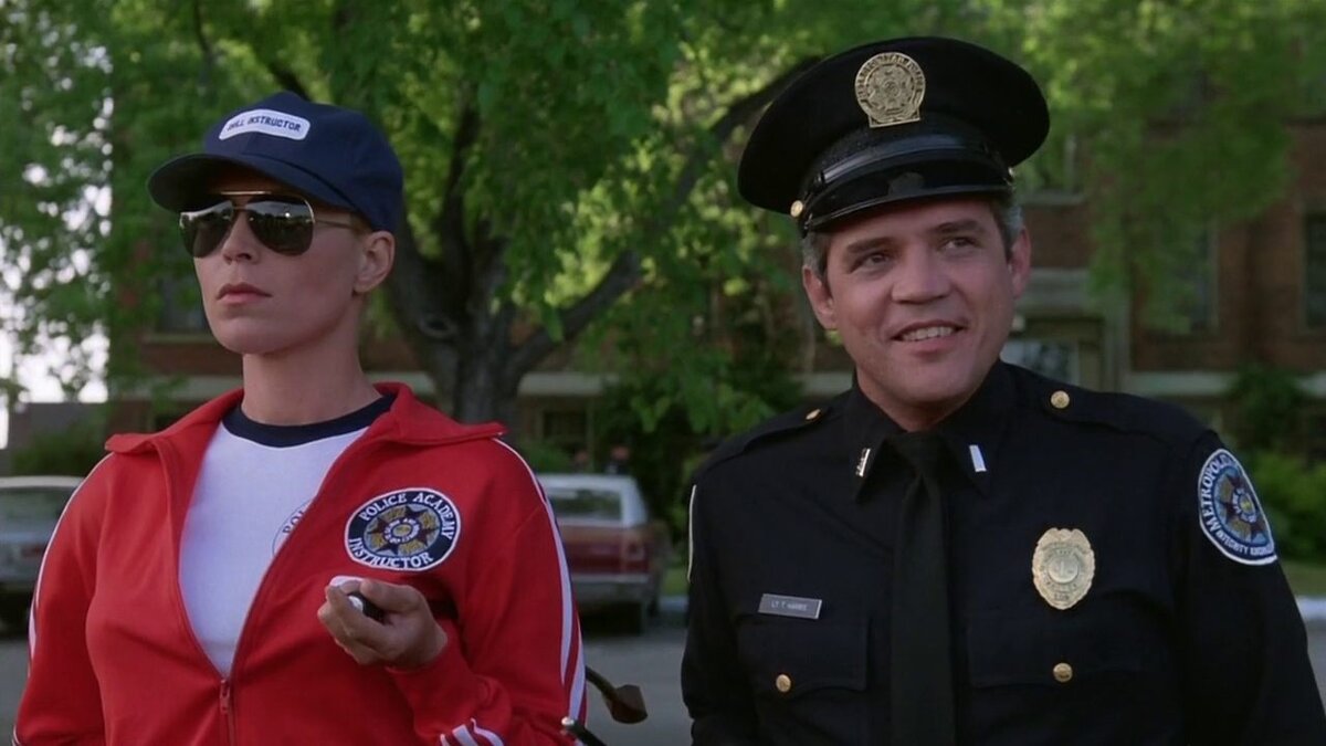Кадр из фильма «Полицейская академия»