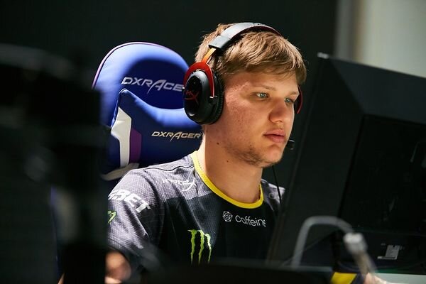 Не трясите стол s1mple