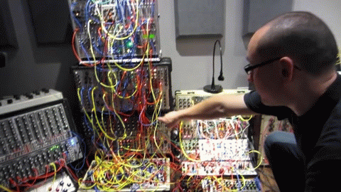 сложная модульная система в студии Девайна