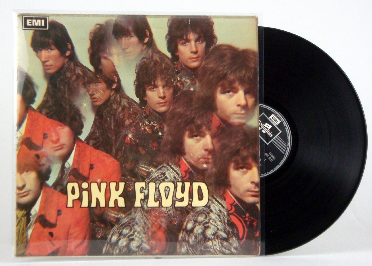 At the gates of dawn. 1967 The Piper at the Gates of Dawn. Пинк Флойд the Piper at the Gates of Dawn. Pink Floyd the Piper at the Gates of Dawn 1967. The Piper at the Gates of Dawn обложка.