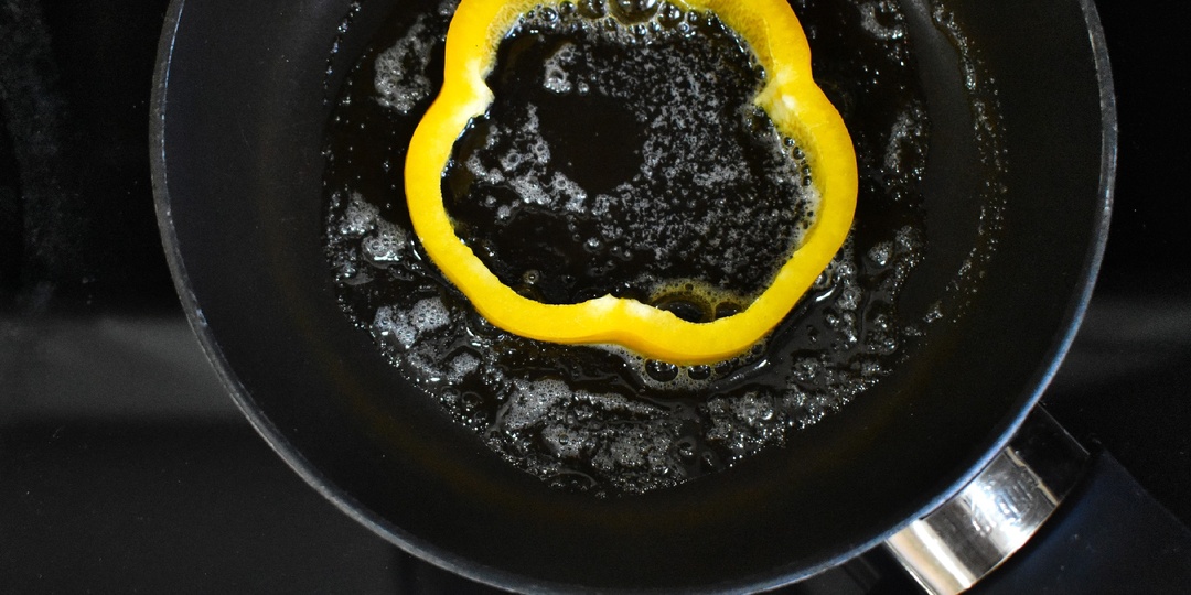 Апгрейд яичницы: свежие нотки в привычном блюде