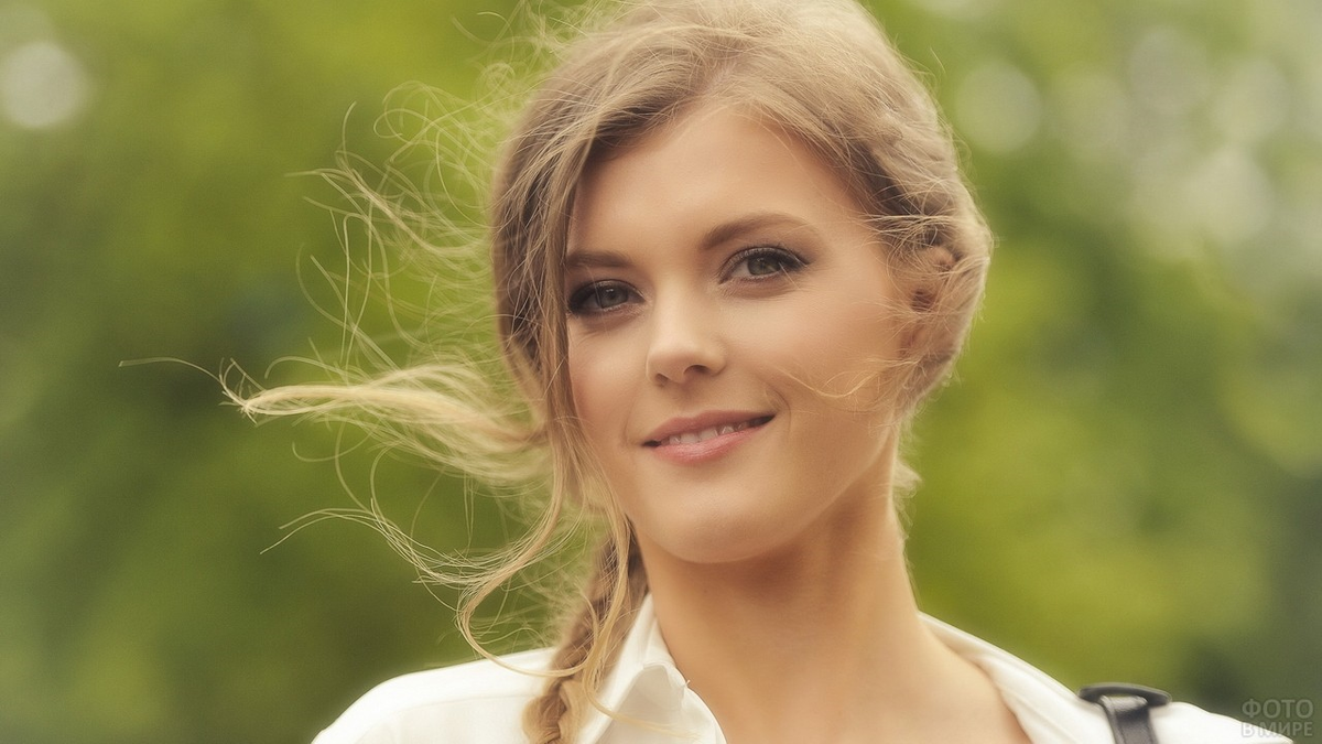 Девушка, фото из поиска