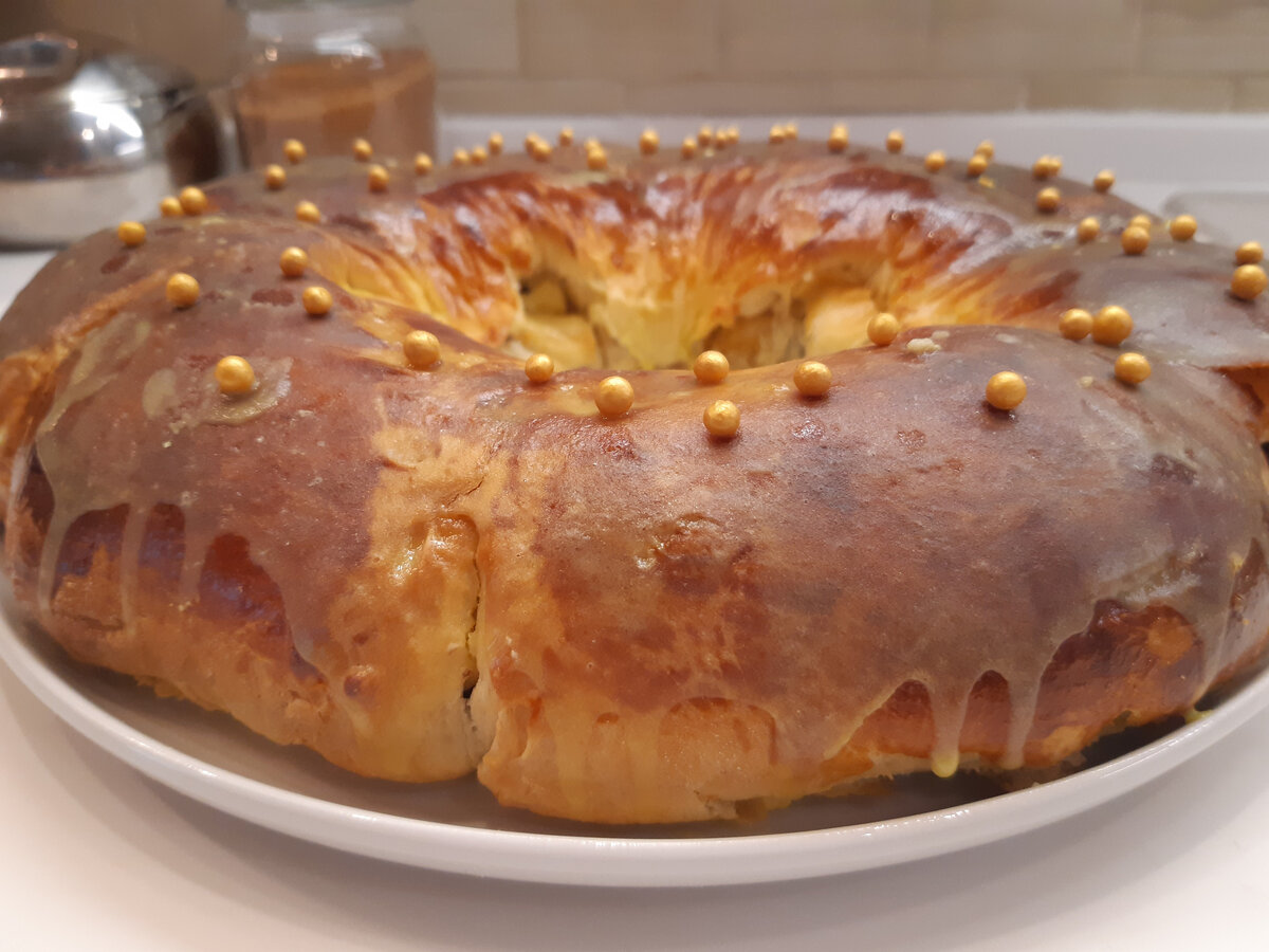 Украсит пасхальный стол