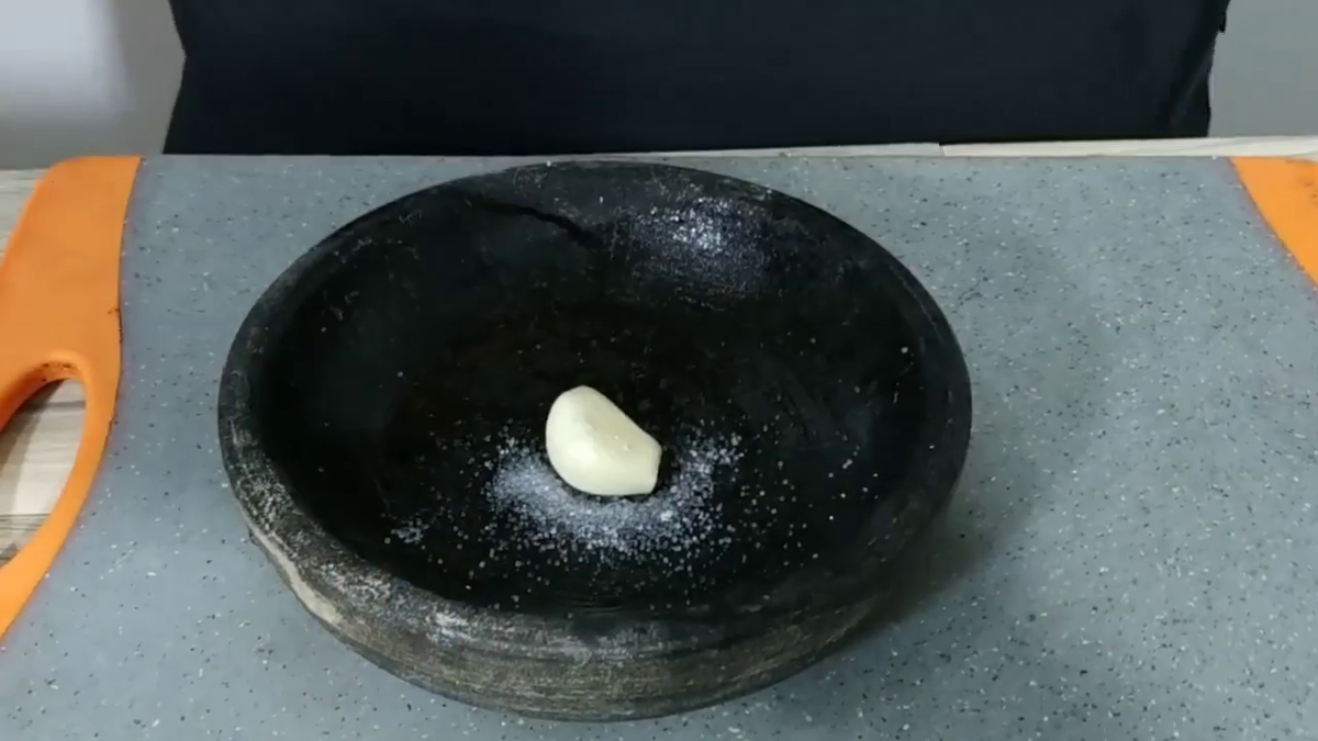 Чеснок- быстрое решение снятия зубной боли.